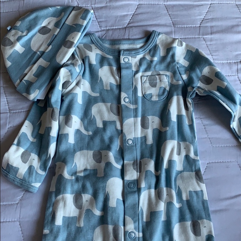 Carter’s Blue elephant Onesie size 9 months